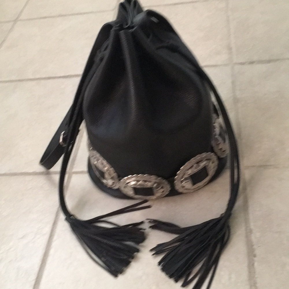Bucket Bag - Picture 3 of 4